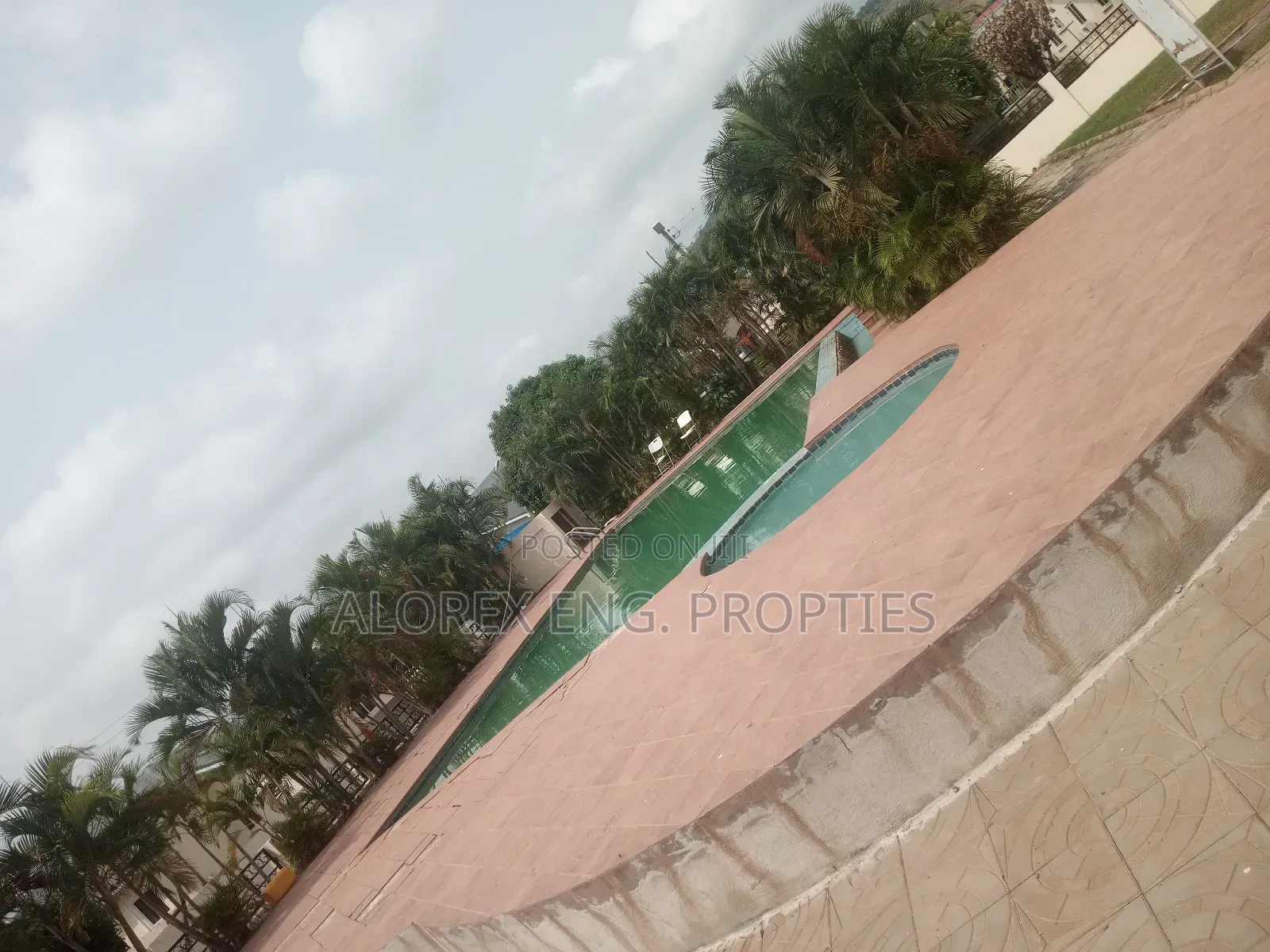 3bdrm House in Self Compound, Oyarifa for rent
