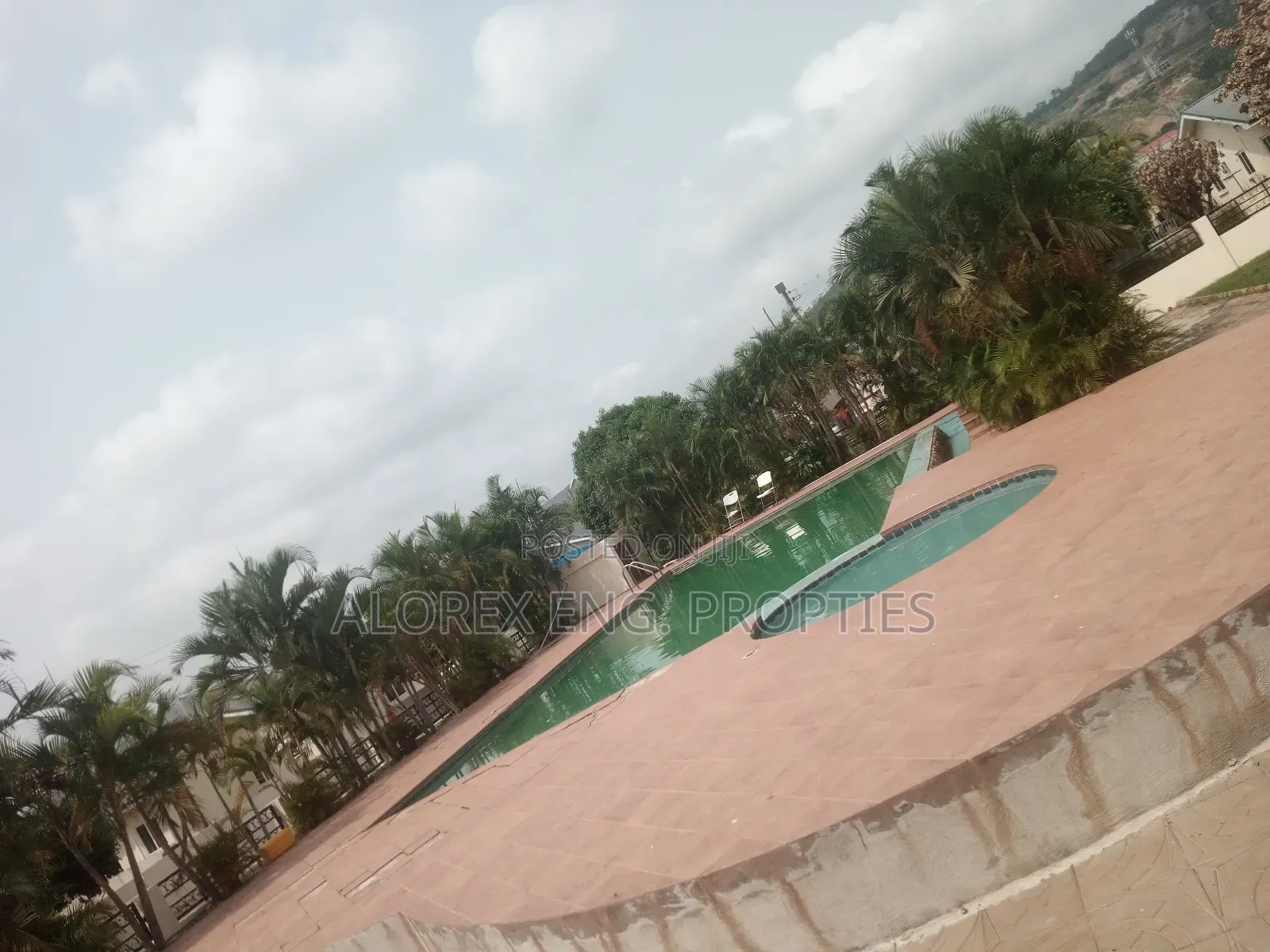 3bdrm House in Self Compound, Oyarifa for rent