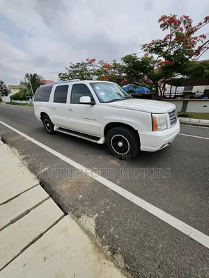 Cadillac Escalade ESV 2006 White