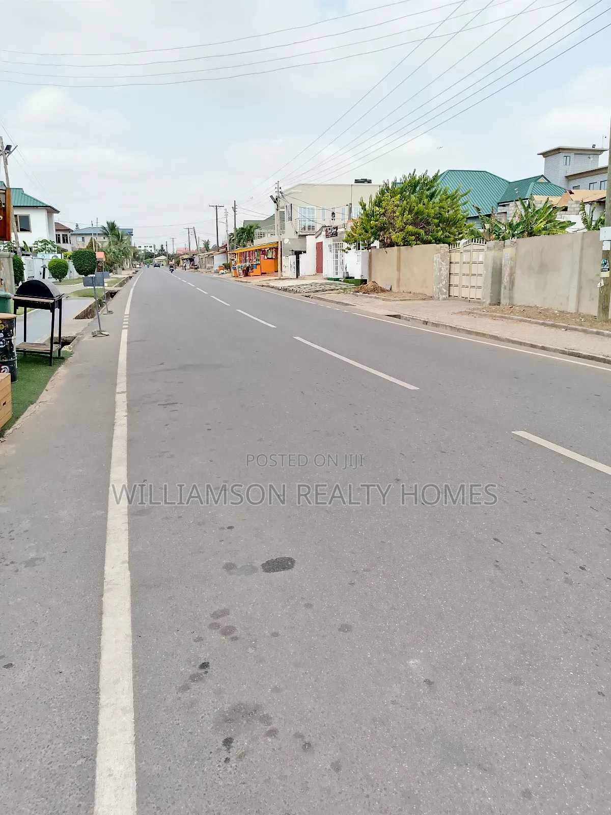 Busy Shop/Store/Warehouse/Office Space 4rent,Spintex