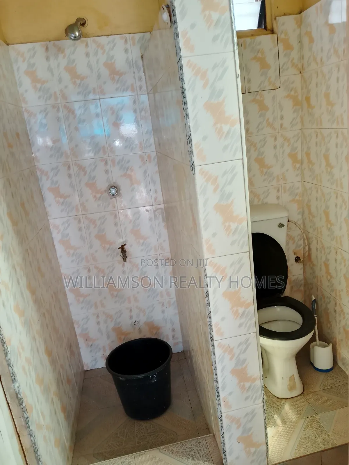 Busy Shop/Store/Warehouse/Office Space 4rent,Spintex