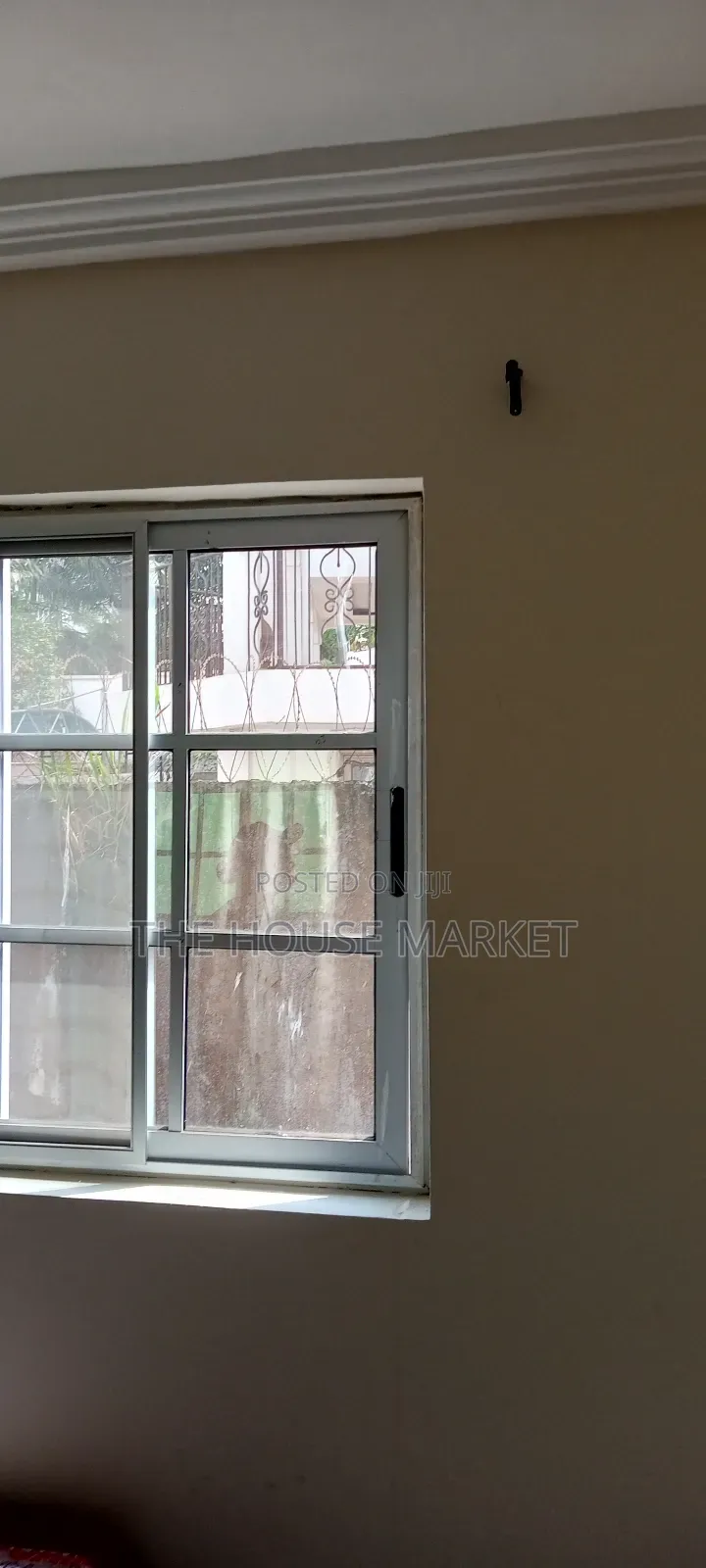 3bdrm Apartment in Tamso, Tarkwa Nsuaem for rent