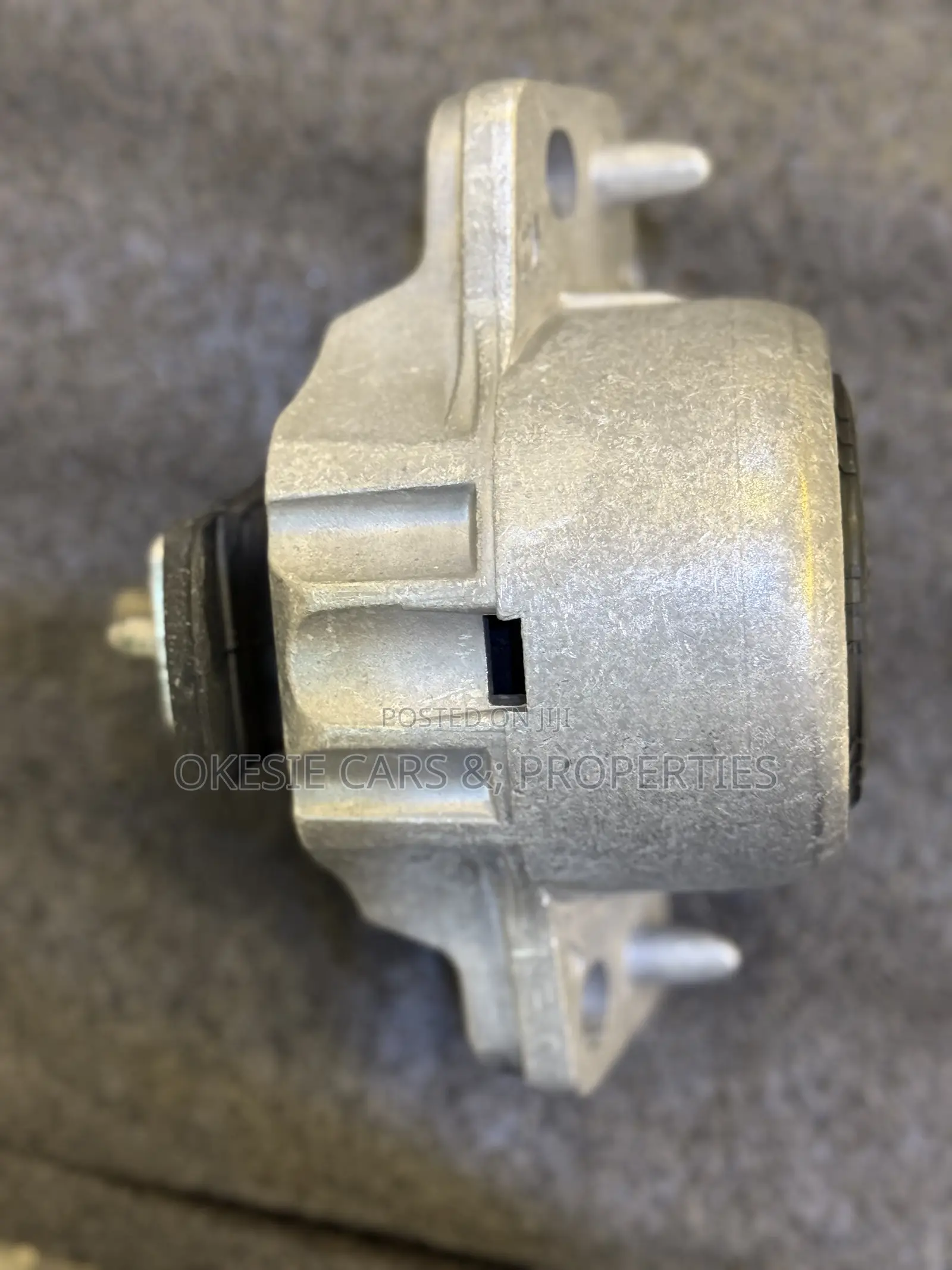 Velar / Jaguar F-Pace Engine Seat / Mounting