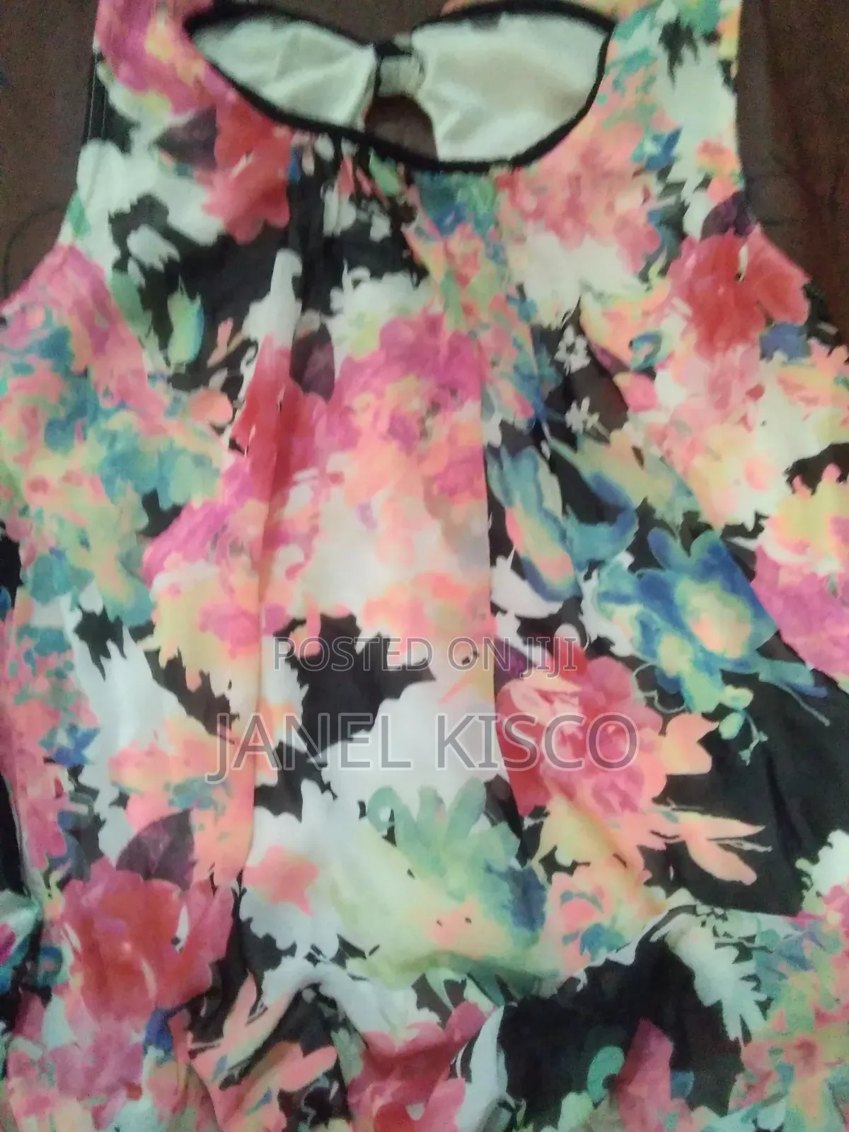 Lady's Cloth