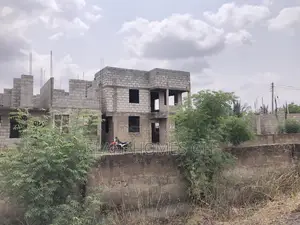 4bdrm Duplex in Elaffhomesgh, East Legon for sale