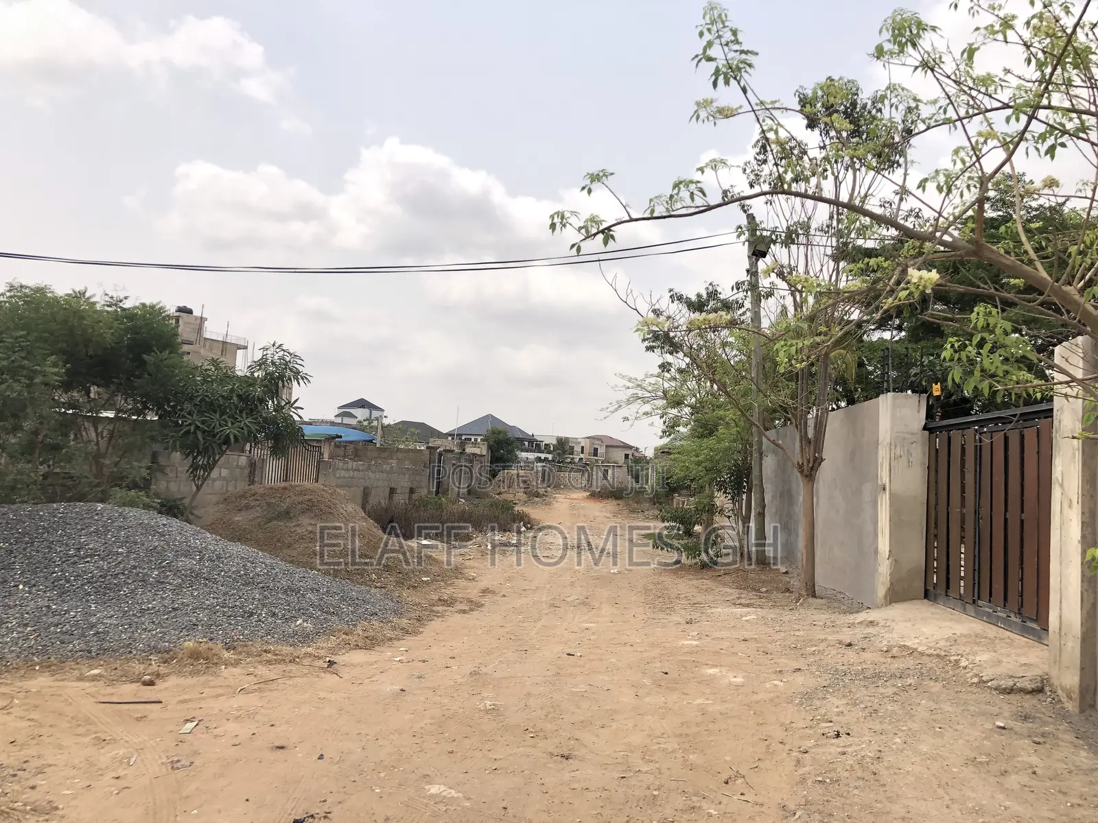 4bdrm Duplex in Elaffhomesgh, East Legon for sale