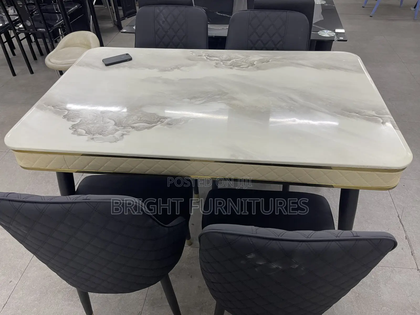 Luxury Design Marble Dining Table With Four Leather Chairs