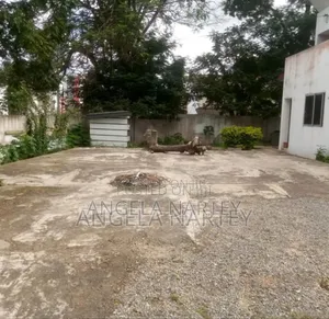 5bdrm House in Ridge, Accra Metropolitan for sale