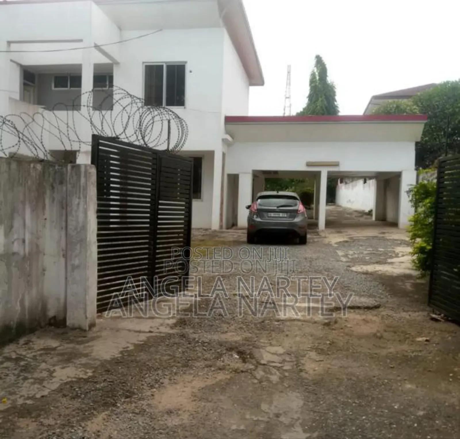 5bdrm House in Ridge, Accra Metropolitan for sale