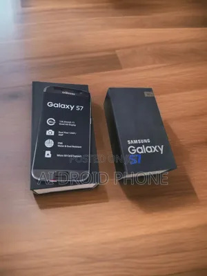 New Samsung Galaxy S7 32 GB Gray