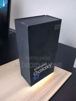 New Samsung Galaxy S7 32 GB Silver