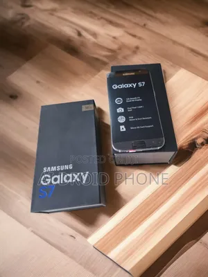 New Samsung Galaxy S7 32 GB Black