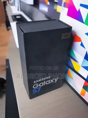 New Samsung Galaxy S7 32 GB Blue