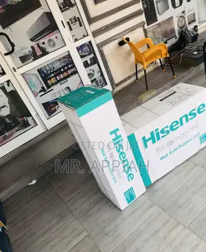 Classic Hisense 2.5hp With White Panel(White)R410.