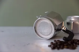 La Cafetière Venice Aluminium Espresso Maker Six Cup Silver