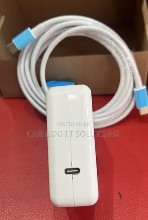 Original Macbook Type C 61watts Charger