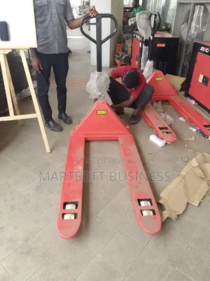 3000kg Pallet Lifting Machine