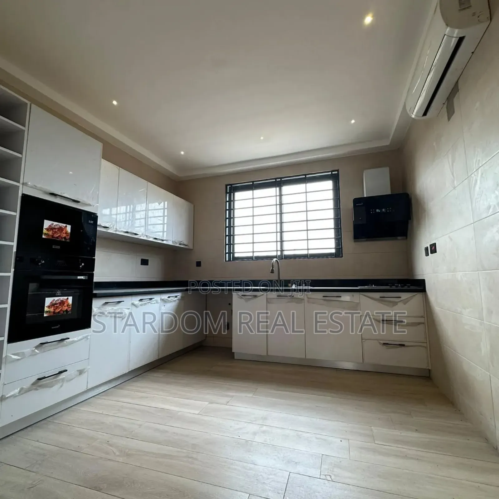 2bdrm Apartment in Lake Side Estate for rent
