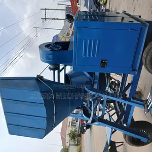 Self Loading Concrete Mixer