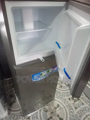 Super Cooling Top Freezer Westpool Fridge 138 Liter's