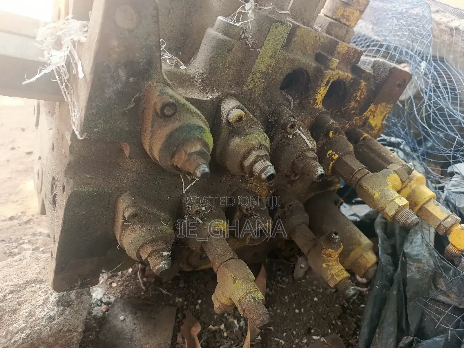 Kobelco SK250LC Hydraulic Control Valve