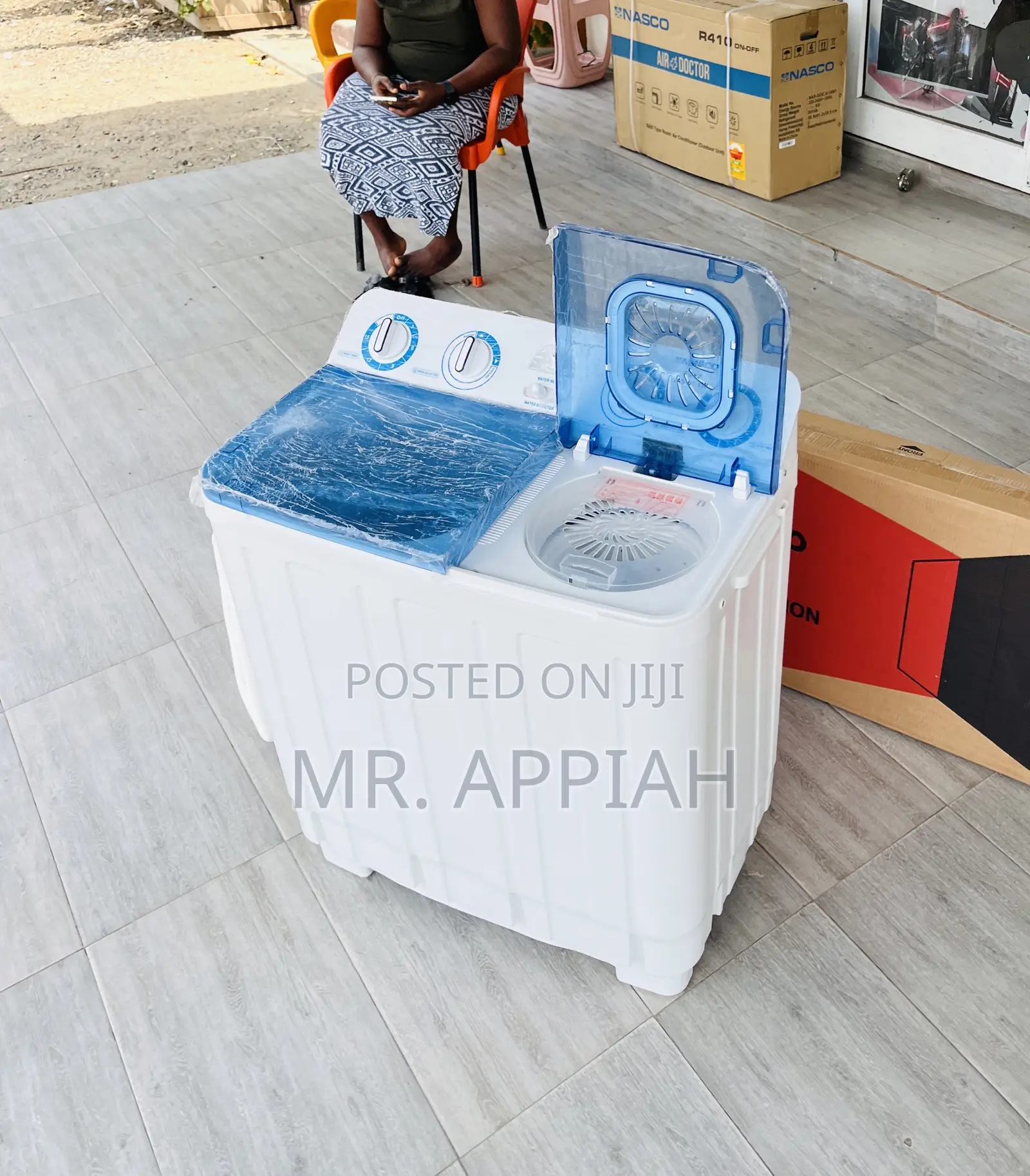 Transparent Lid Twin Tab Nasco 7kg Washing Machine.