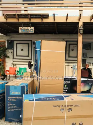 Best Efficiency Midea Floor Standing Design 5.0 HP Split AC