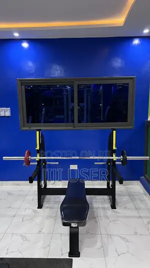 Flat Bench Press
