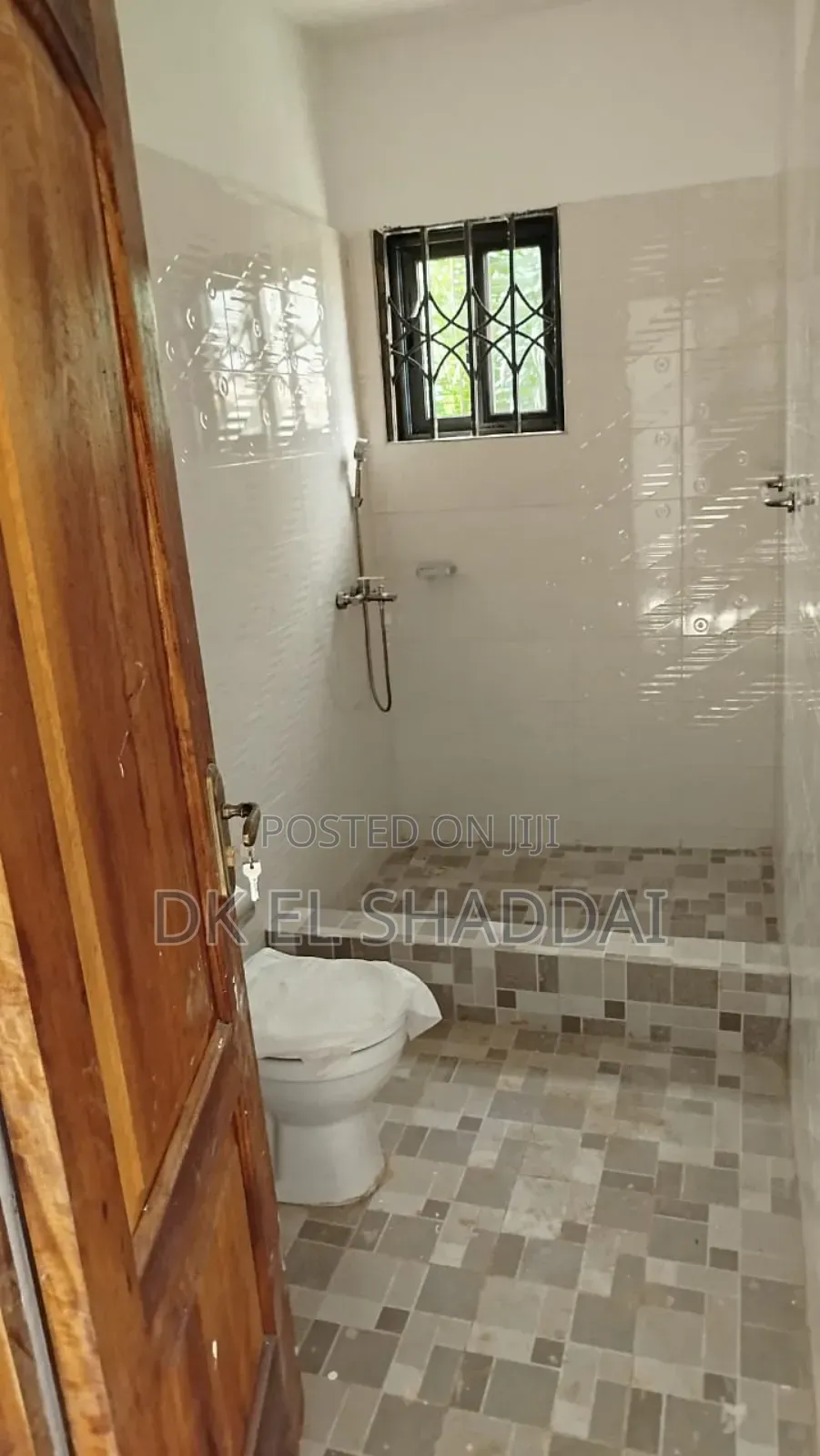 3bdrm House in Amasaman for sale