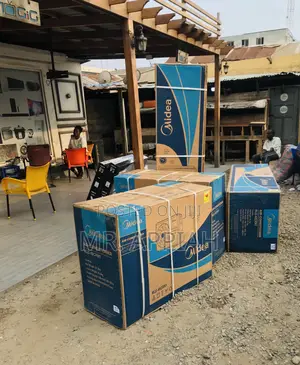 Efficient Midea 3.0hp Floor Standing Ac(Non Inverter)
