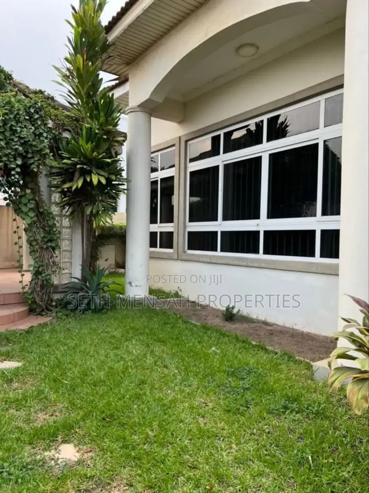 6bdrm House in Skm Properties, Airport Residential Area for sale