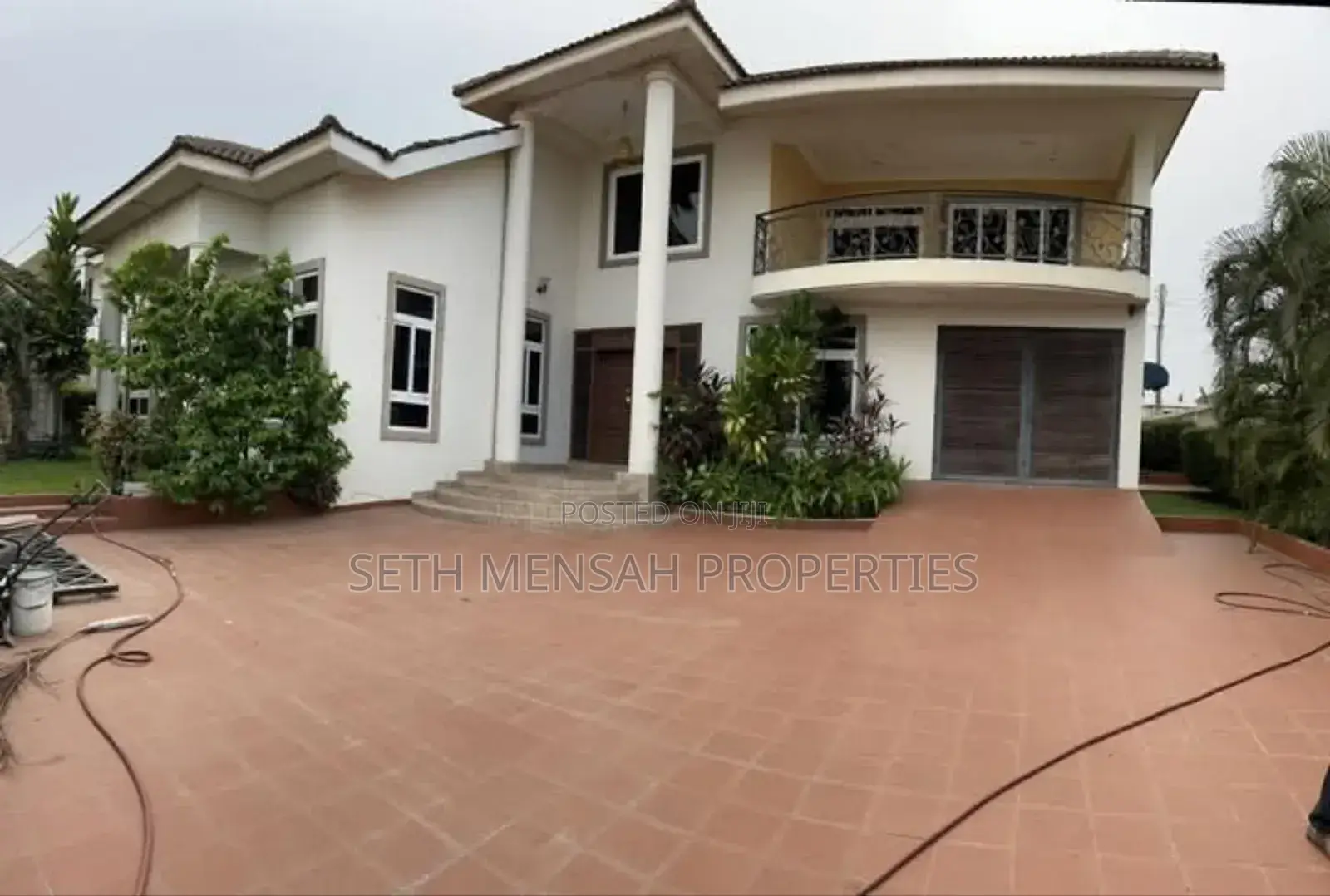 6bdrm House in Skm Properties, Airport Residential Area for sale