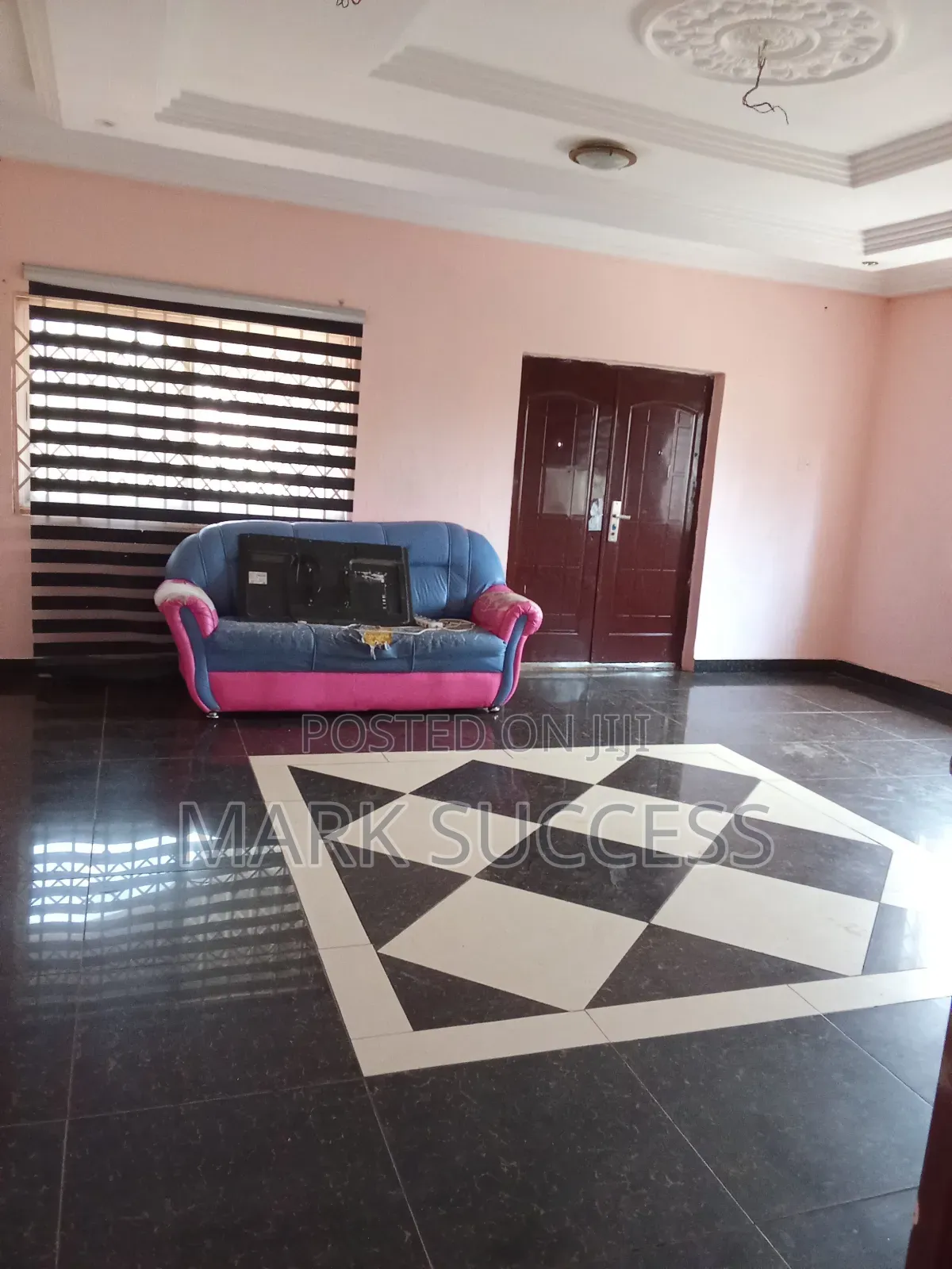 6bdrm House in Bortiano for sale