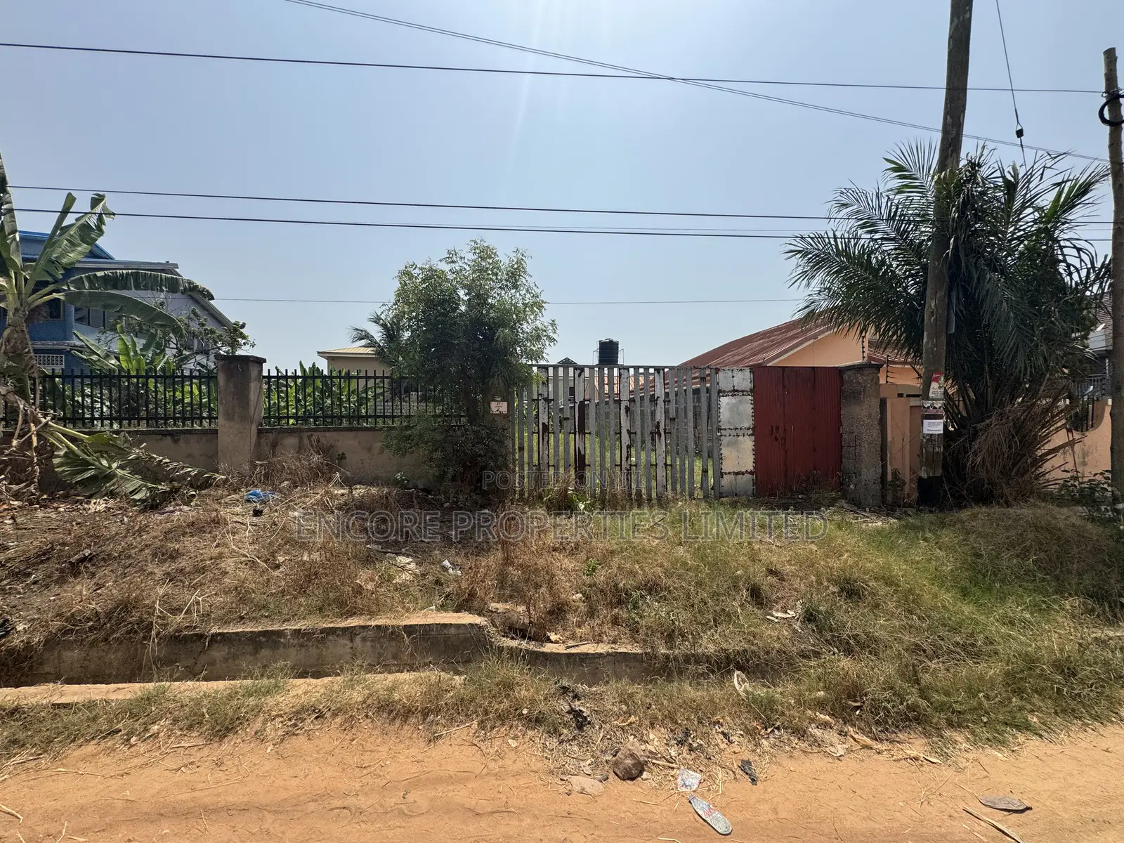 One Plot of Titled Land in Tse Addo