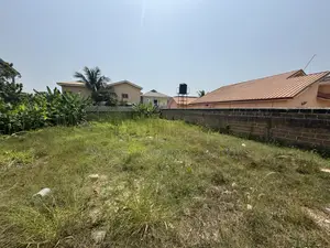 One Plot of Titled Land in Tse Addo