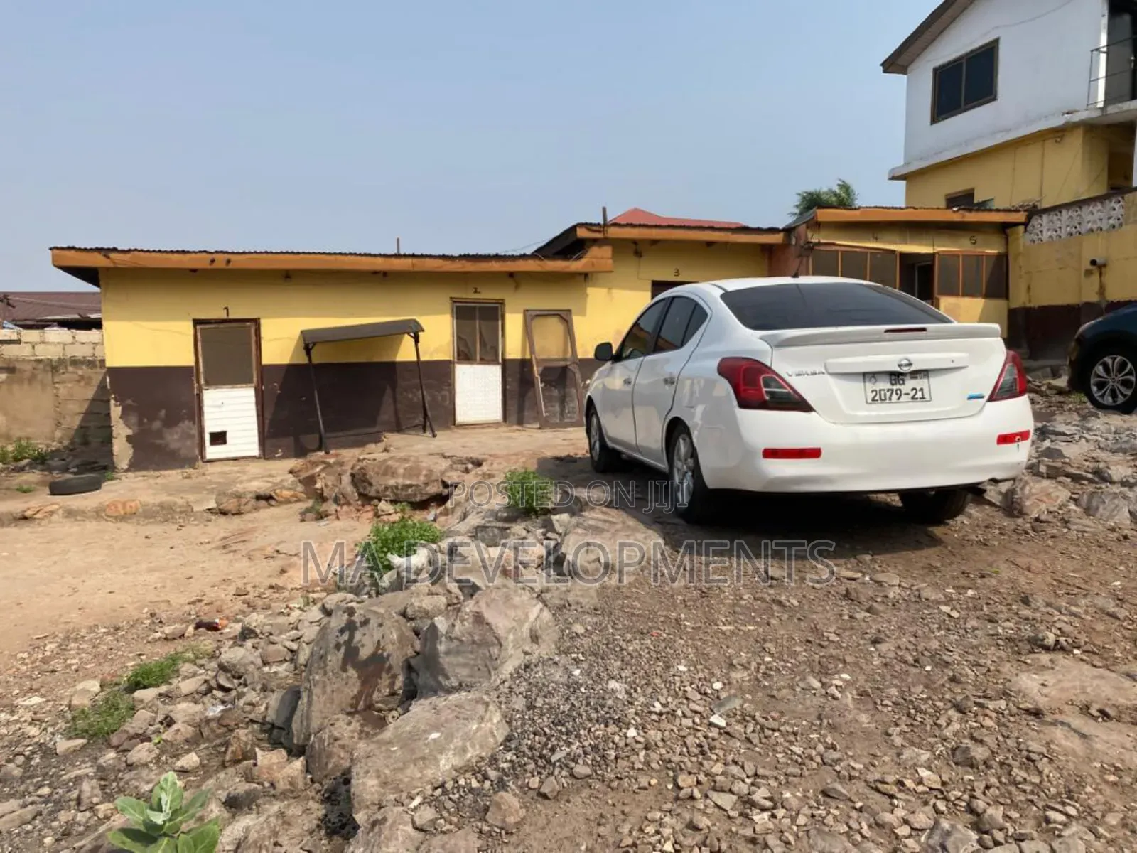 18bdrm House in Madev Realty, Ofankor for sale