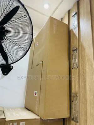 Adaptive Sound Quality Samsung C450 300W