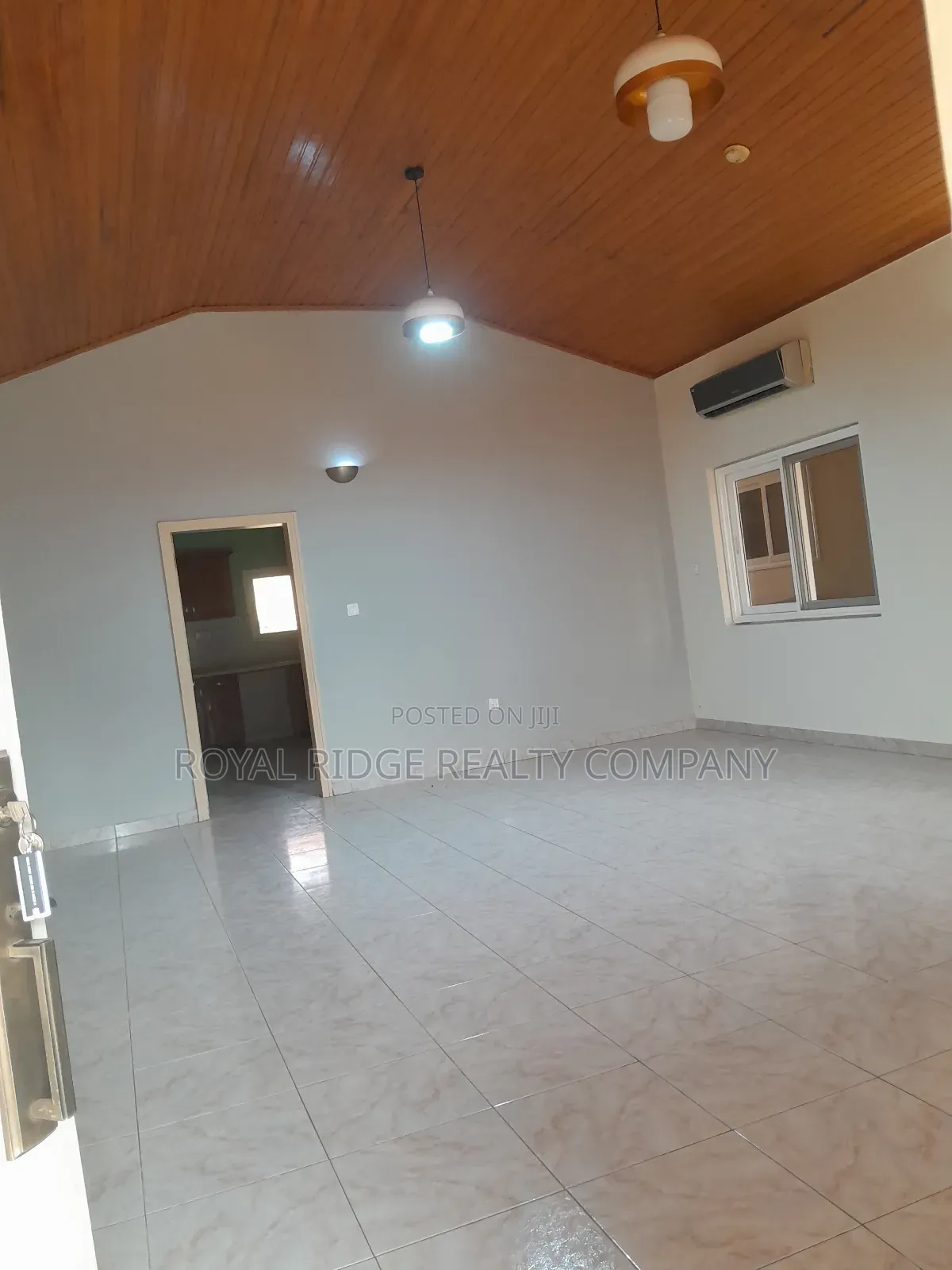 3bdrm House in Regimanuel Estate, Accra Metropolitan for rent