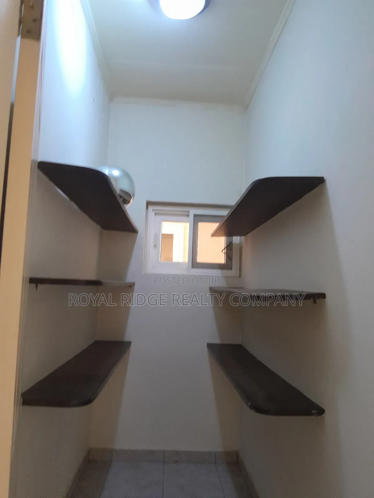 3bdrm House in Regimanuel Estate, Accra Metropolitan for rent