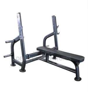 Commercial Bench Press