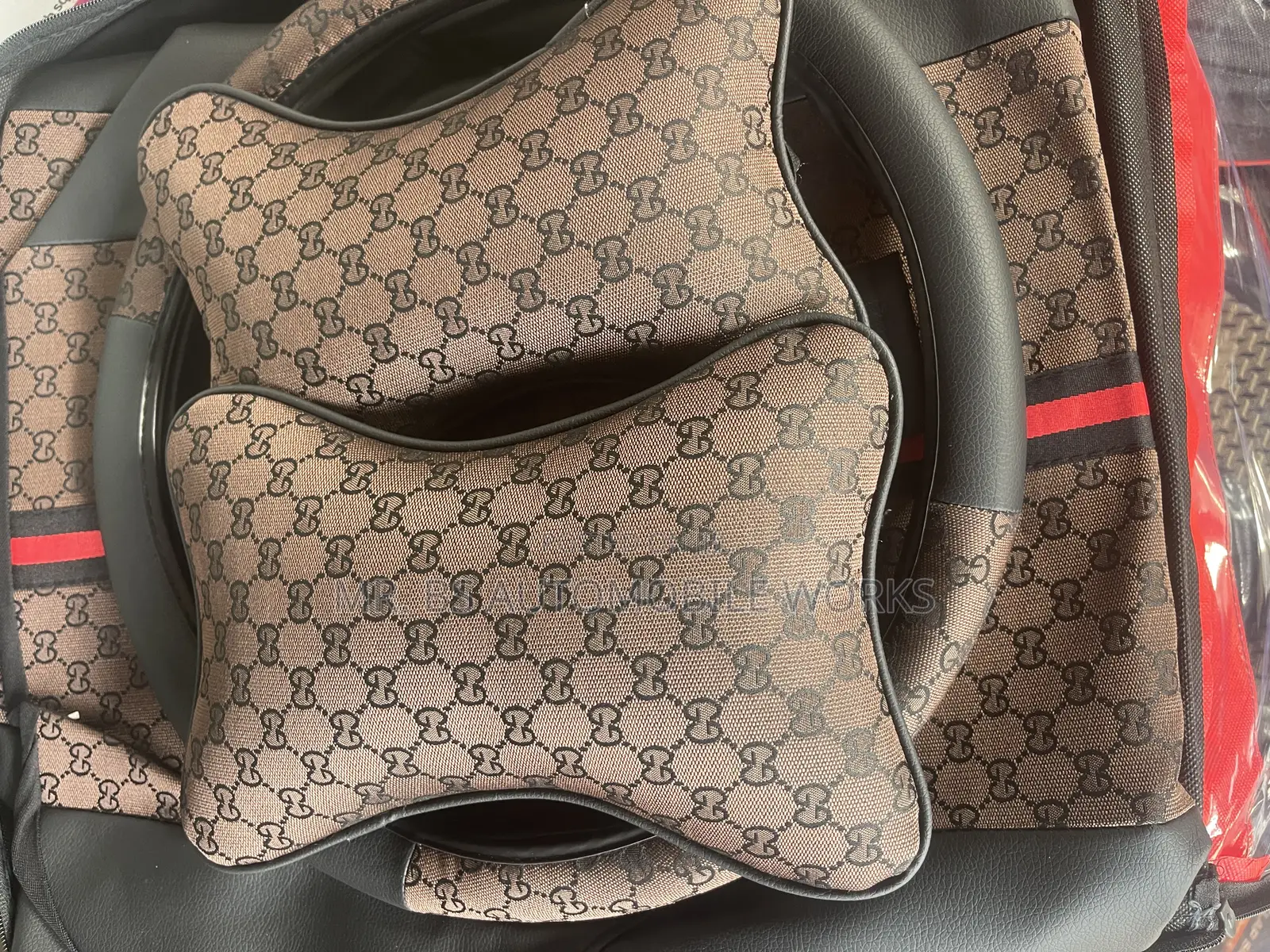 Gucci Seat Cover (Brown)