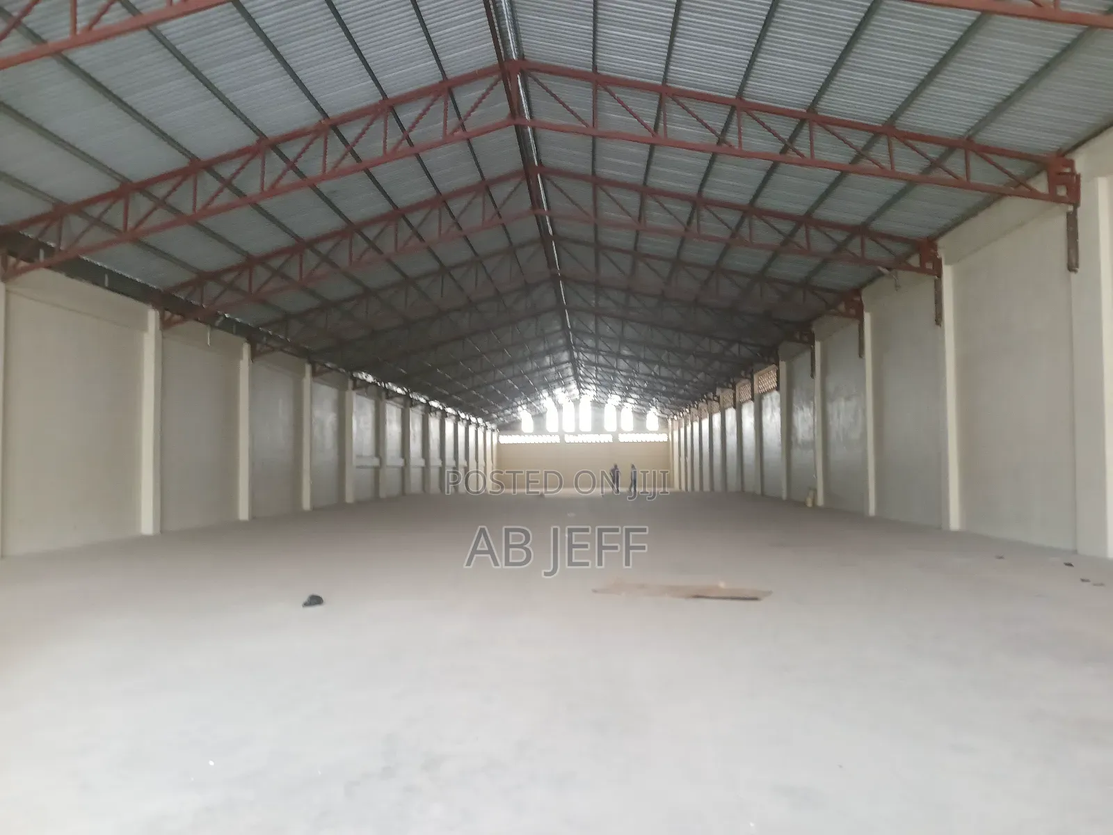 Spacious Warehouse 2000 SQM at Kaase Industrial Area Kumasi