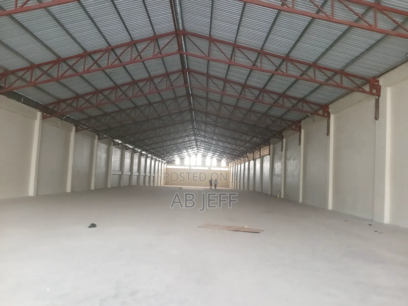 Spacious Warehouse 2000 SQM at Kaase Industrial Area Kumasi