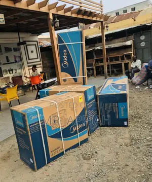 Floor Standing Midea 3.0hp R410 Air Conditioner