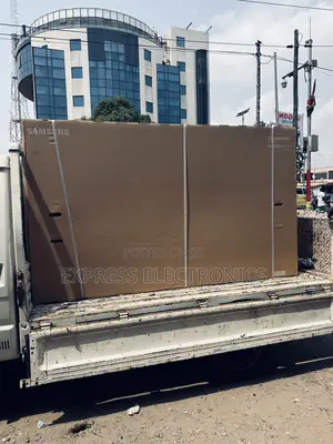 Super Ultra Wide Uhd Smart Samsung 98”Du9000