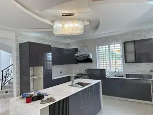 4bdrm House in Skm Properties, Ofankor for sale