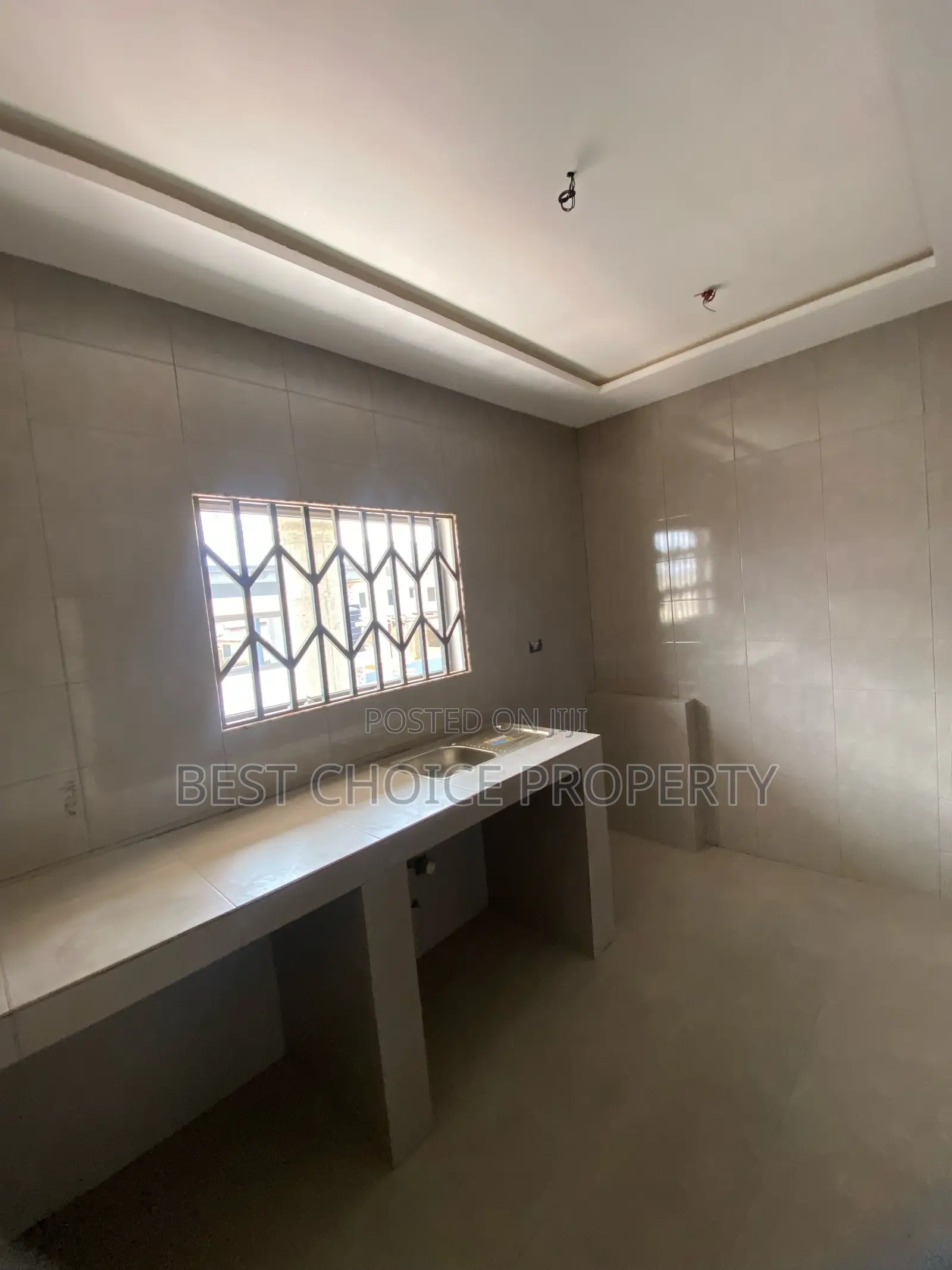 1bdrm Apartment in Adenta for rent