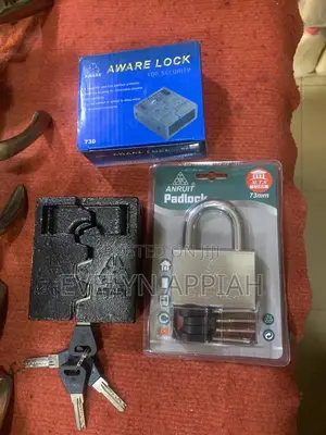 Welded Cast Iron Padlock Small Size