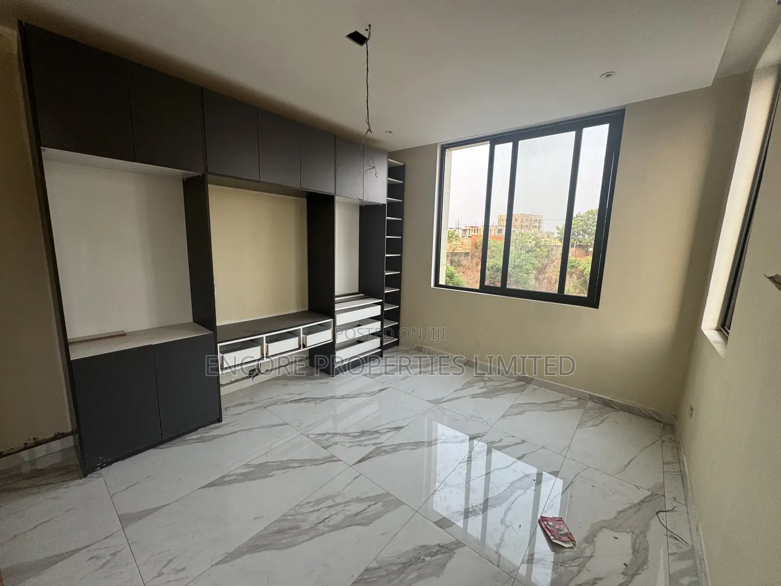 3bdrm Apartment in Encore Properties, Airport Residential Area