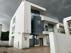 5bdrm House in Skm Properties, Airport Residential Area for sale